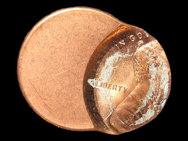 Lot of 1 Coin, Penny ( off Centered).