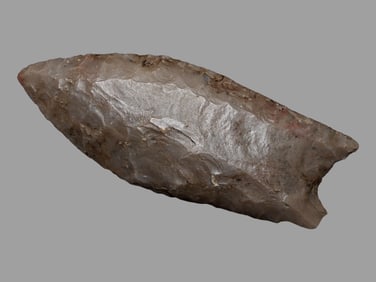 2 15/16" Cobden Clovis, Jackson County Illinois, Motley COA. Great Example, Amazing Flaking and Nice