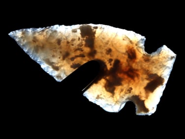 Incredible Knife River Flint Cut Bank Side Notch, Grant County North Dakota, 1 7/16" long, Needle