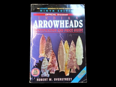 OVERSTREET 9TH EDITION INDIAN ARROWHEADS PRICE GUIDE & TYPE BOOK, WEALTH OF INFO IN THESE BOOKS,