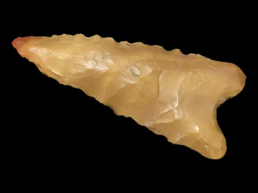 2 1/8" Crowleys Ridge Dalton, Craighead County Arkansas, Nice Classic example, Colorful Banded Tan