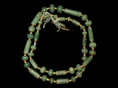Beautiful Jade Bead Necklace, Guatemalan. Age Unknown. High quality Jade. 26" long. Pre-Columbian: Beautiful Jade Bead Necklace, Guatemalan. Age Unknown. High quality Jade. 26" long. Pre-Columbian Style.