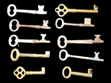 Lot of Old Antique Skeleton Jailer Keys, Key, Lock, Padlock