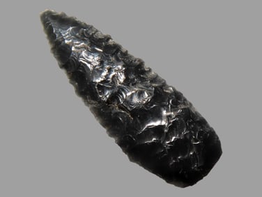 Well Flaked Obsidian Spear Point / Arrowhead found in Oregon. Thin with great patina.