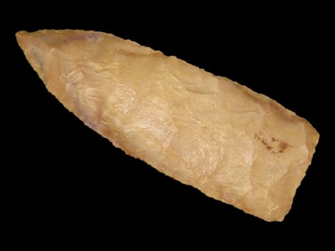 5 1/16" Archaic Blade, Davis COA, found in Scott Co., Kentucky made of Carter Cave
