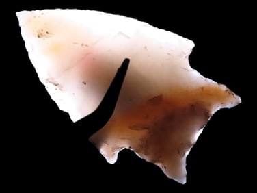 2 3/4" Translucent Novaculite Johnson Pt., found in Pope Co., Arkansas, Ex Kent Westbrooke