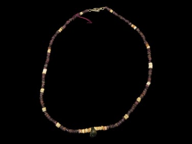 16" Strand of Pre Columbian Shell and Jade Pendant Necklace