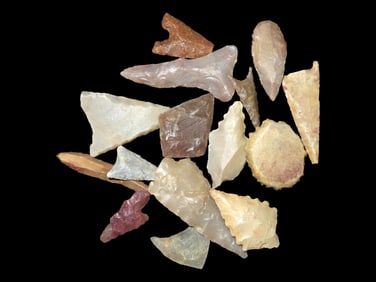 15 Arrowheads Neolithic Found in North Africa.