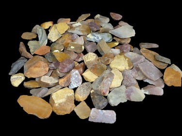 Large Lot of Thumb Scrapers, SD, Mandan