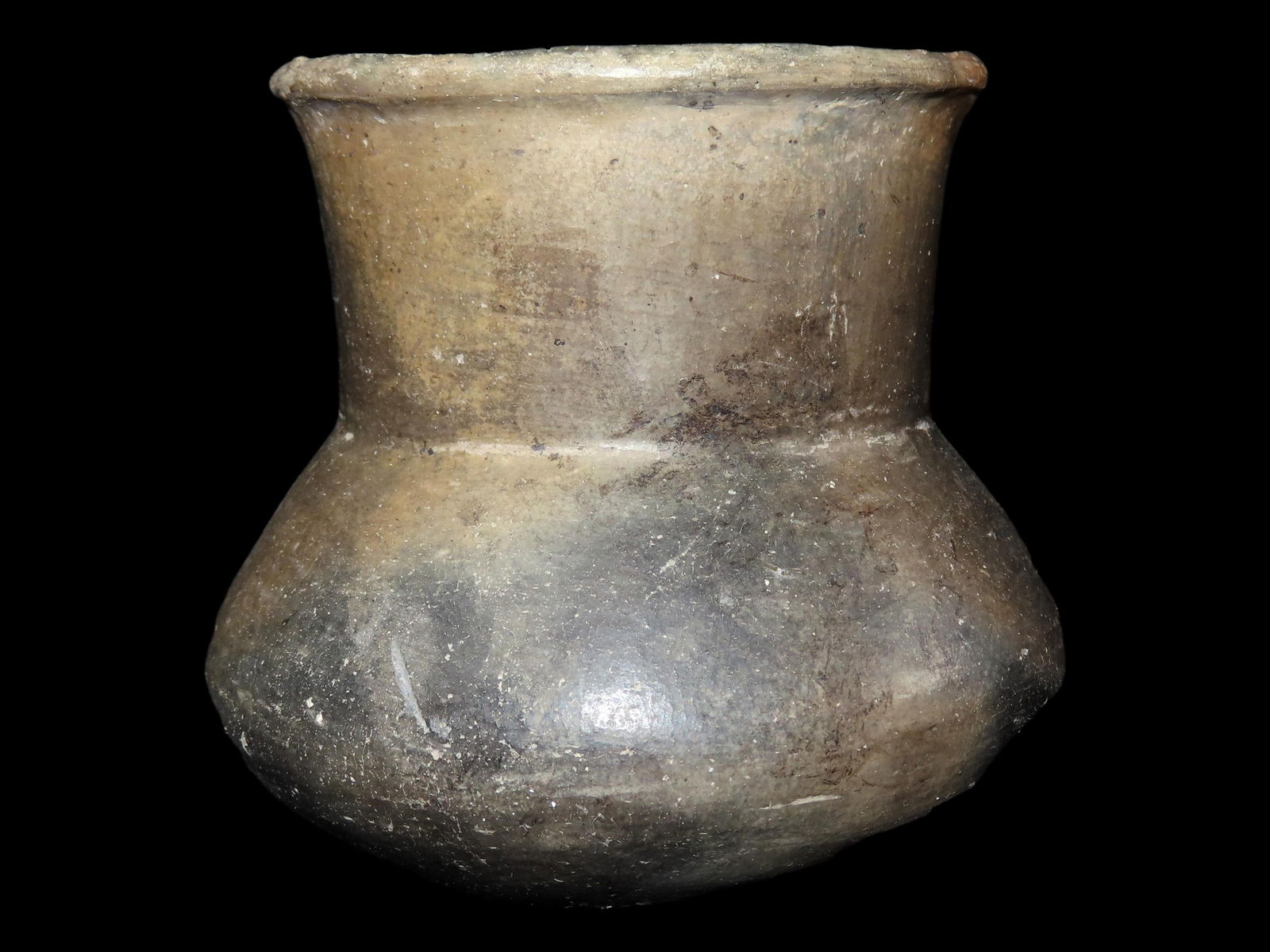 4 1/8" x 4 3/8" Highly Polished Well made Spaton Pot/Water Bottle, Harris Plantation, AR (1 of 8)