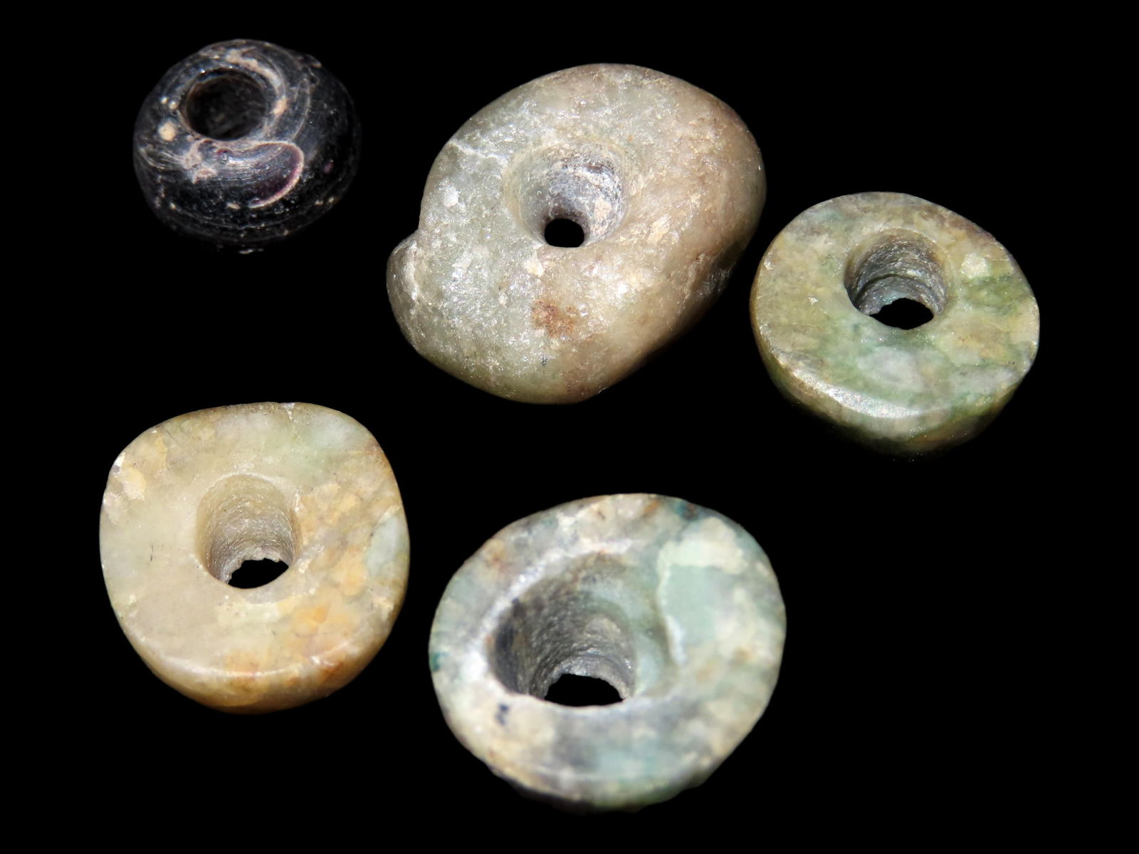 Set of 5 3/8" to 1/2" Pre-Columbian Jade Beads, Guatemala (1 of 2)
