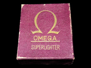 2 1/4' X 1 7/8' Omega Superlighter in Original Box, Chinese Motif