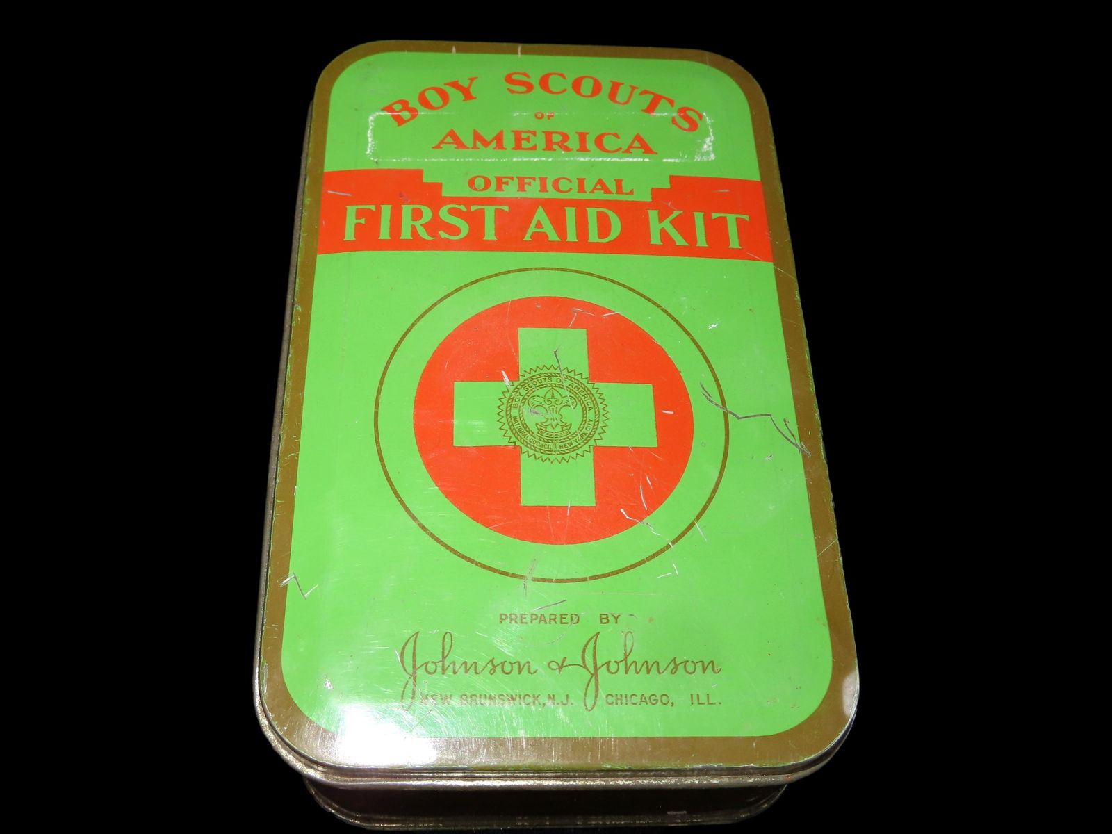 6 1/4" X 4" Boy Scouts of American Tin First Aid Kit (1 of 3)