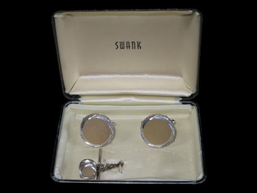 Quality Set of Swank Tie Tack and Cufflinks