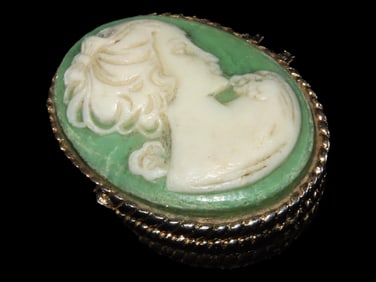 1 5/8' Antique Pill Box with Cameo