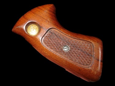Nice Vintage Replacement Grips for a Taurus Revolver