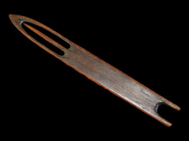 6 3/4' Antique Net Needle Hand Carved Wood 1940s, Bath, Illinois