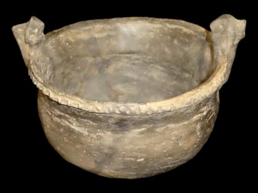 4 1/8' Tall x 7 3/8' Diameter Pre Columbian Mississippian Culture Caddo Effigy Pottery Bowl