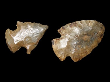Lot of 2 Midwestern Arrowheads, Ex Clarence Blair Collection