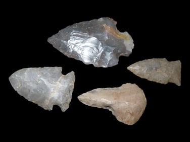 Lot of 4 Southern Illinois Arrowheads, Ex Clarence Blair Collection