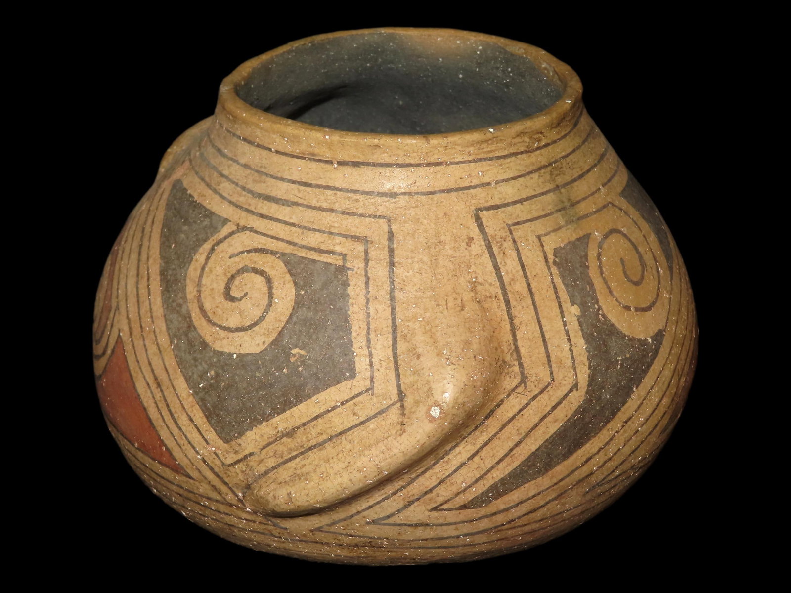 5 1/2" Tall x 9" Wide Pre-Columbian Casas Grandes Animal Effigy Pottery Vessel with painted polychro (1 of 6)