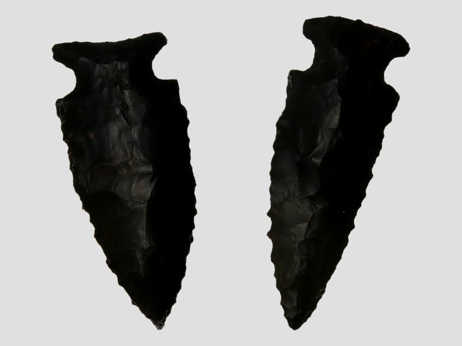 2 1/16" Two Side Notch or Matanza Points, Ohio (1 of 3)