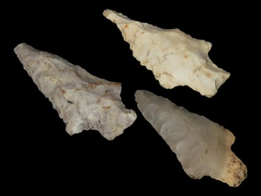Group of 3 Points Found by Elmer Luebkemann On His Farm 5 Miles SE of Red Bud, IL, Randolph Co. IL