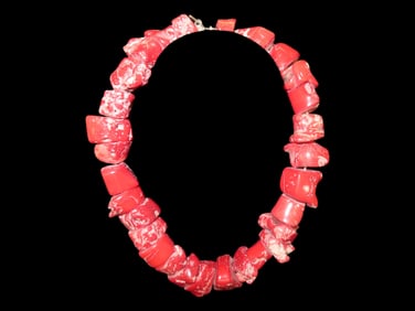 Red Toned Bead Necklace