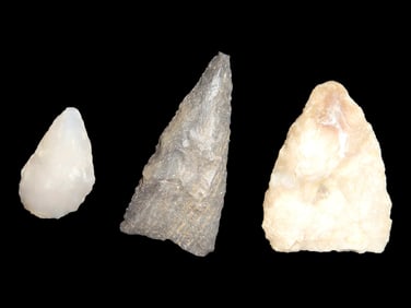 Early Archaic Triangular Point, 9000-7000 B.P. Texas, Bell & Surr Co.