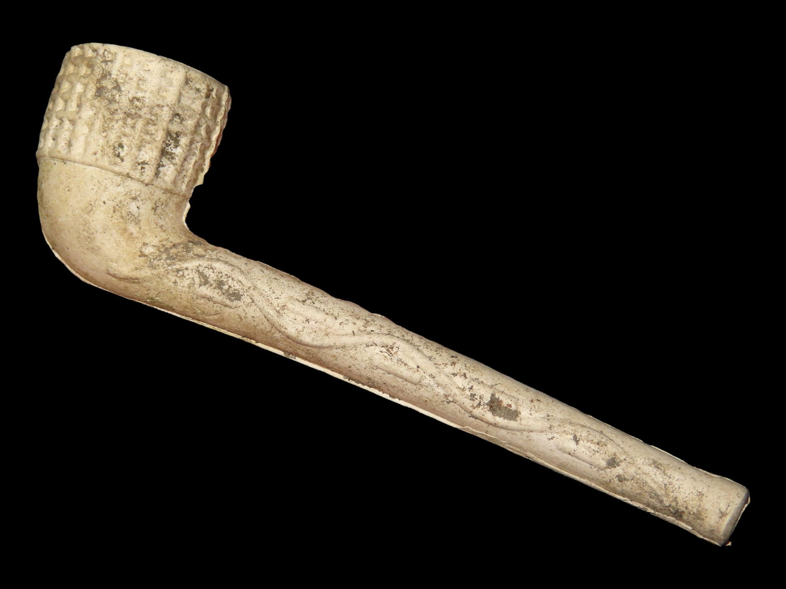 3 3/8" Kaolin Clay Historic Pipe (1 of 5)