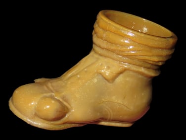 Vintage Boyd "Butterscotch" Art Glass Hobo Shoe Toothpick Holder