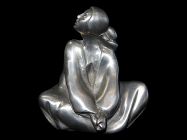 2 1/2" 202 grams, Pewter Native American SSI Eclectic Female Figurine