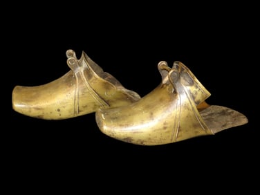 Colonial 19th Century Spanish Stirrup, Brass / Bronze