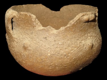 3 3/4" Knotted Incised Prehistoric Pot form Arkansas or Missouri