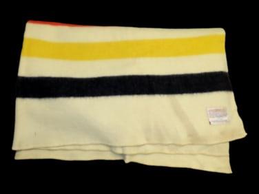 80 x 68" Hudson Bay Style Polar Star Blanket