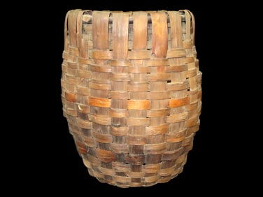Handmade Native American Oak Basket, 15" x 11"