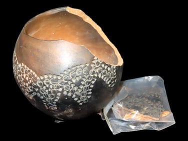 Handmade Zulu Pot, Francis Loom