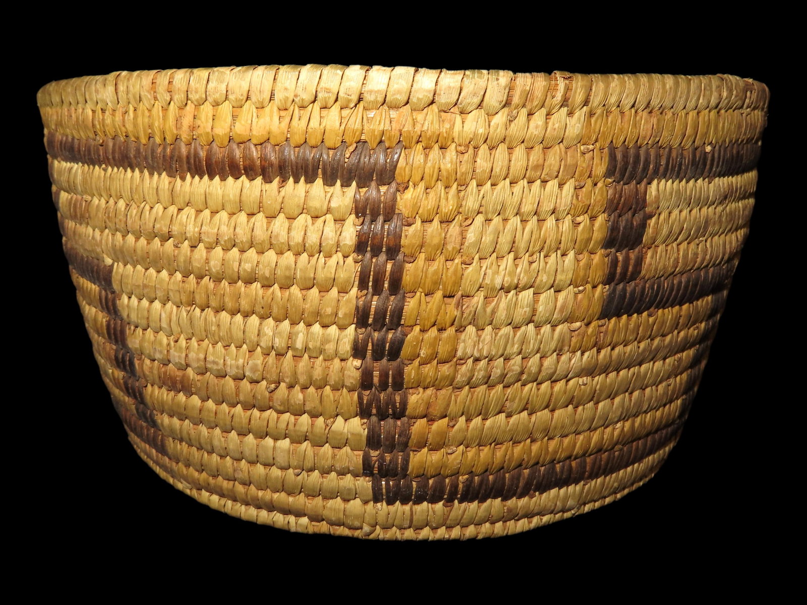 8" x 4 1/4" Vintage Woven Pima Basket (1 of 10)