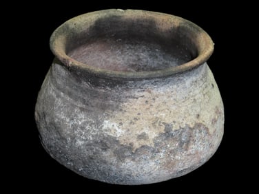 7 1/2" Ancient Ban Chiang (Northern Thailand) Neolithic Period 1000-500 B.C. early period Blackware