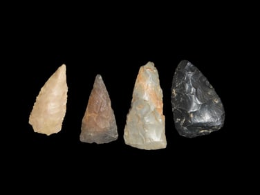 Group of 4 Arrowheads