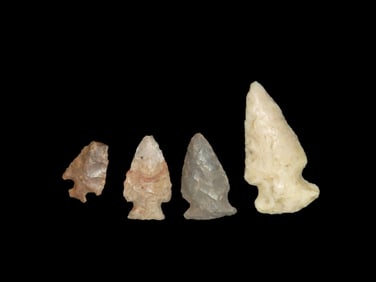 Group of 4 Arrowheads