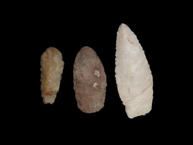 Group of 3 Arrowheads