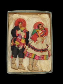 9 1/2" Vintage Pair of Peruvian Dolls in Hand woven Traditional Clothes