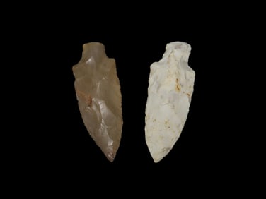 Group of 2 Arrowheads