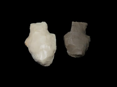 Group of 2 Arrowheads