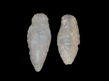 Group of 2 Arrowheads