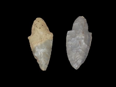 Group of 2 Arrowheads