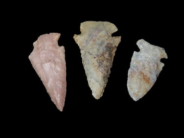 Group of 3 Arrowheads