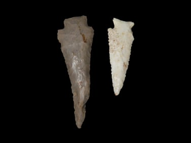Group of 2 Arrowheads