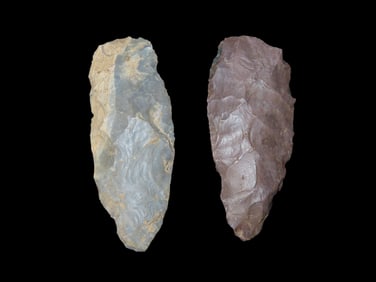 Group of 2 Arrowheads
